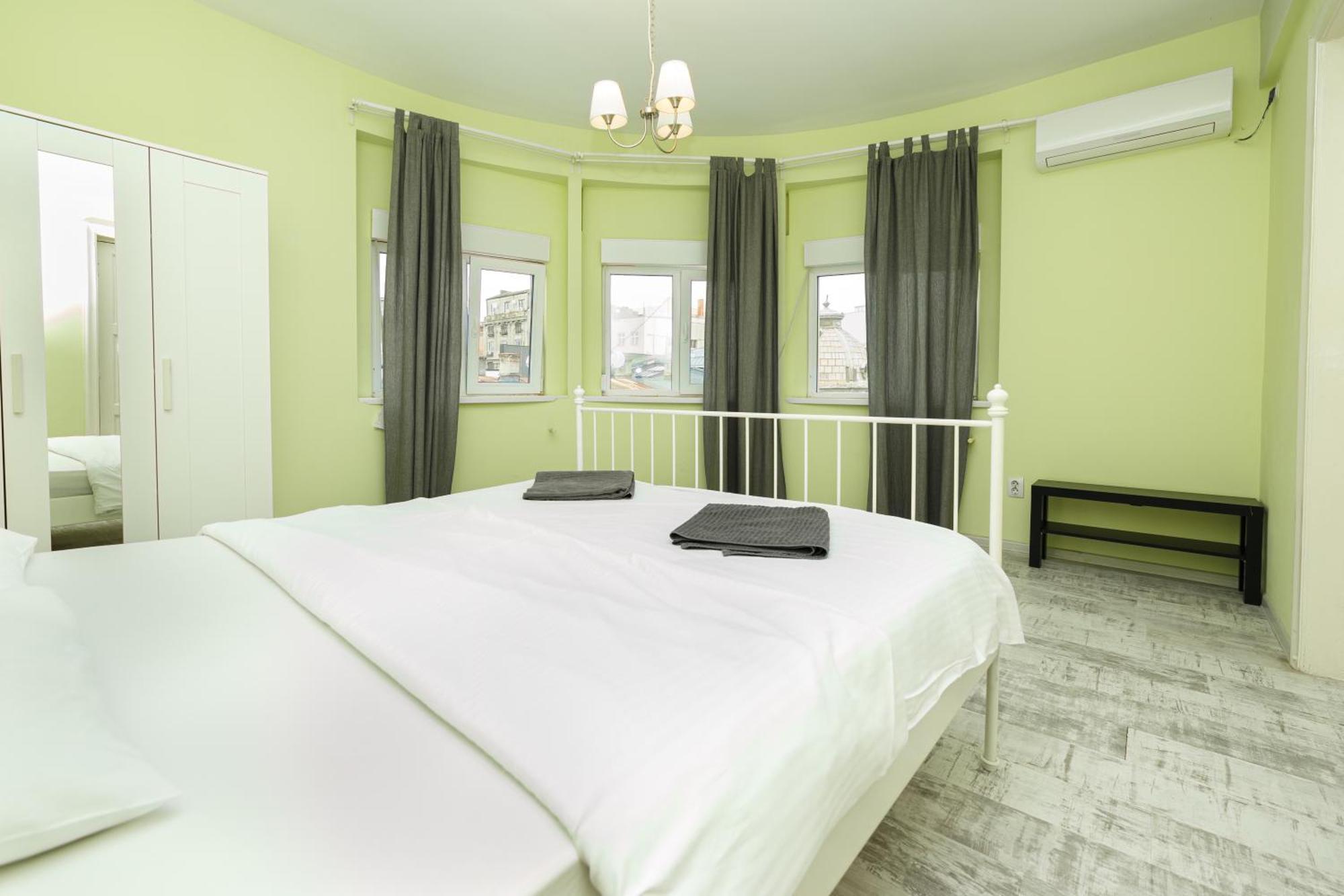 Antic Apartments Bucureşti Ngoại thất bức ảnh