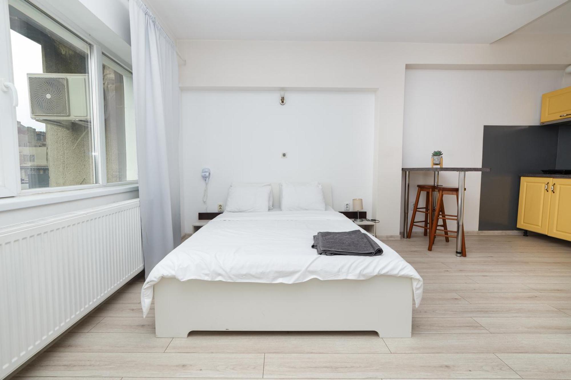 Antic Apartments Bucureşti Ngoại thất bức ảnh