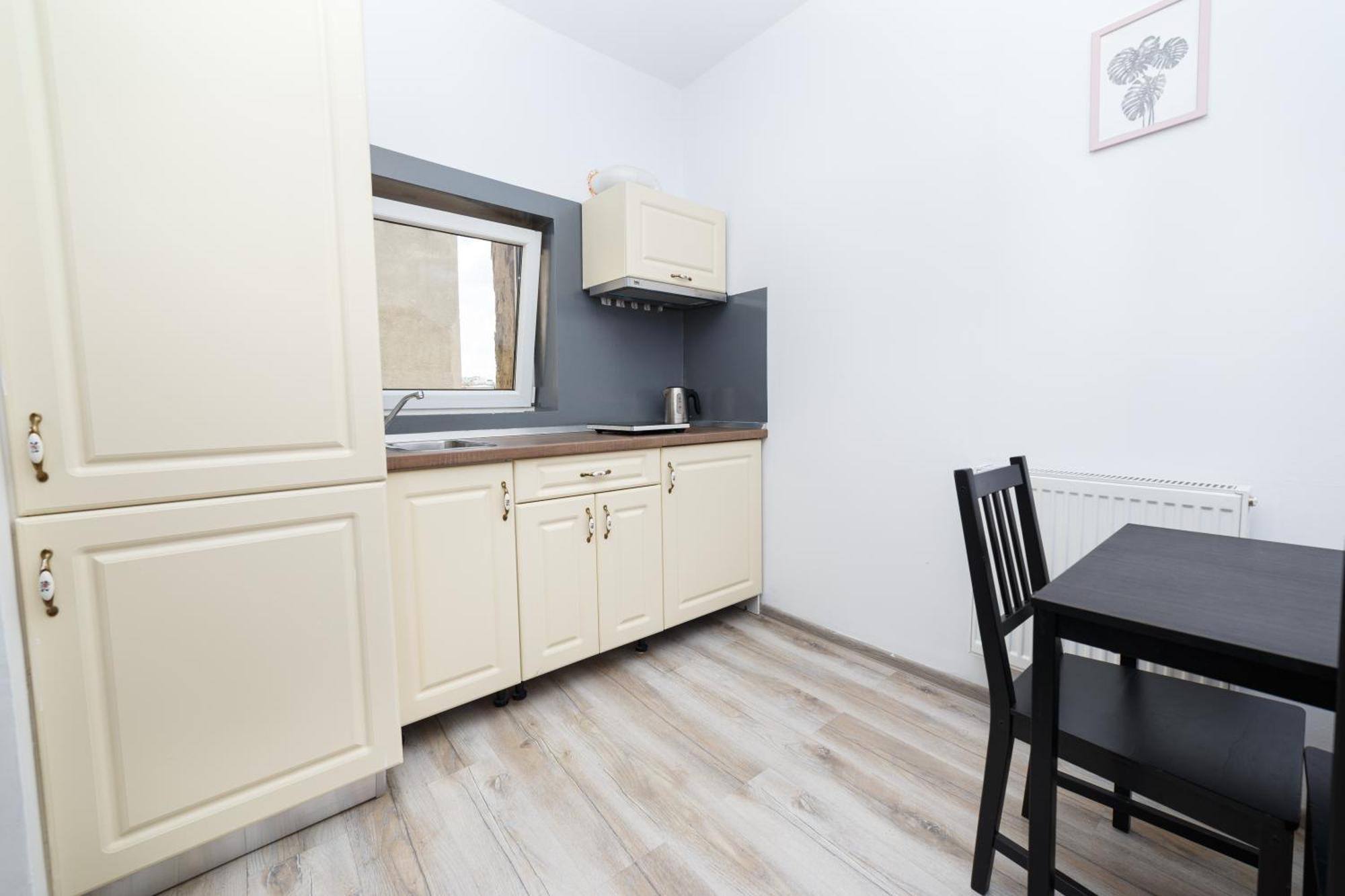 Antic Apartments Bucureşti Ngoại thất bức ảnh