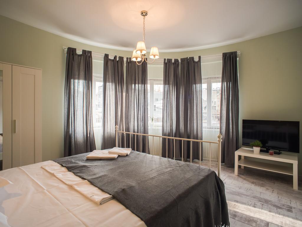 Antic Apartments Bucureşti Ngoại thất bức ảnh