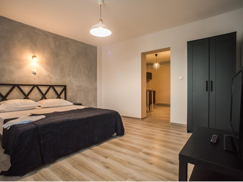 Antic Apartments Bucureşti Ngoại thất bức ảnh