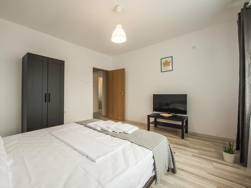Antic Apartments Bucureşti Ngoại thất bức ảnh